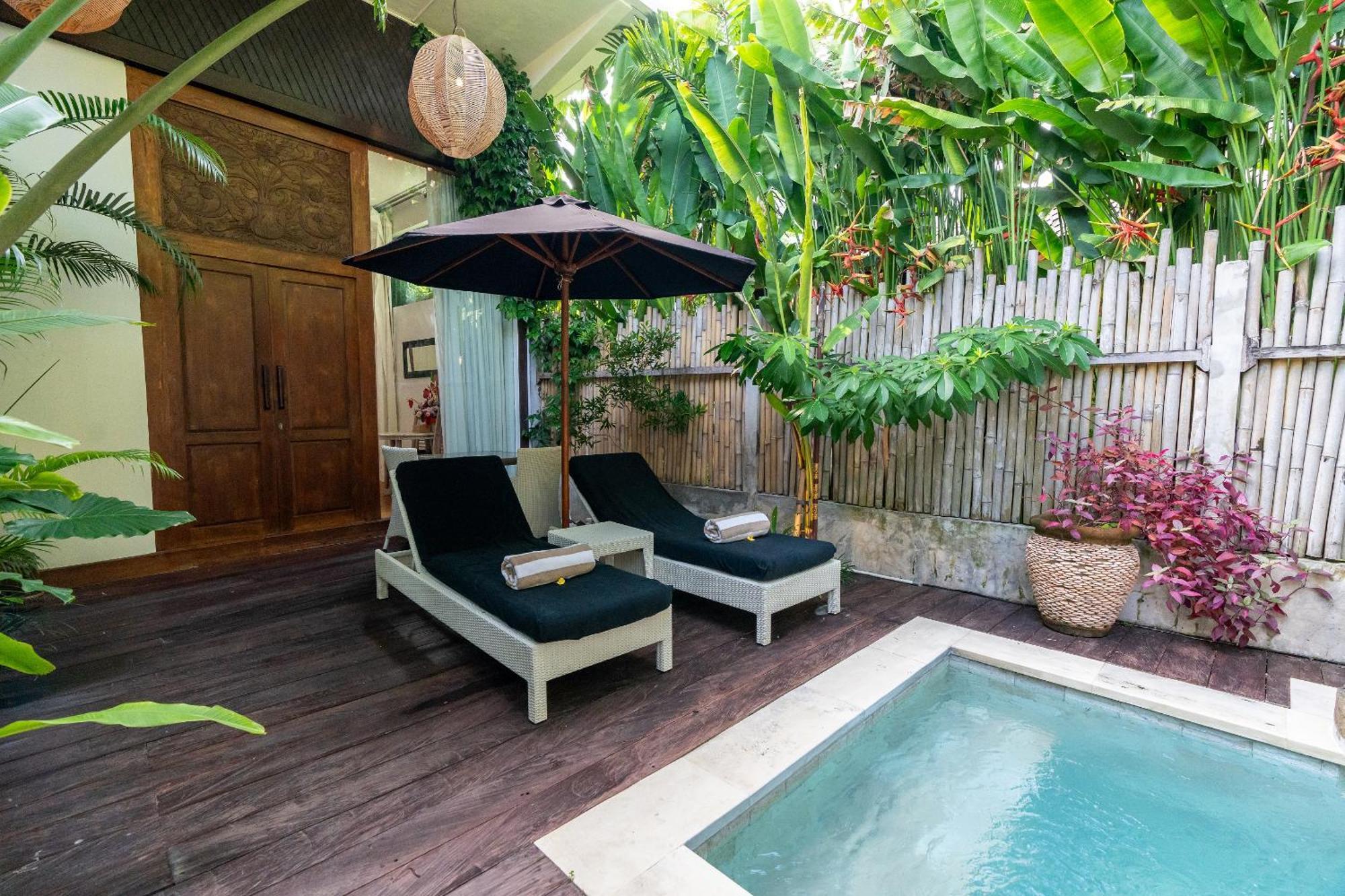 The Gardens Seminyak Hotel ภายนอก รูปภาพ