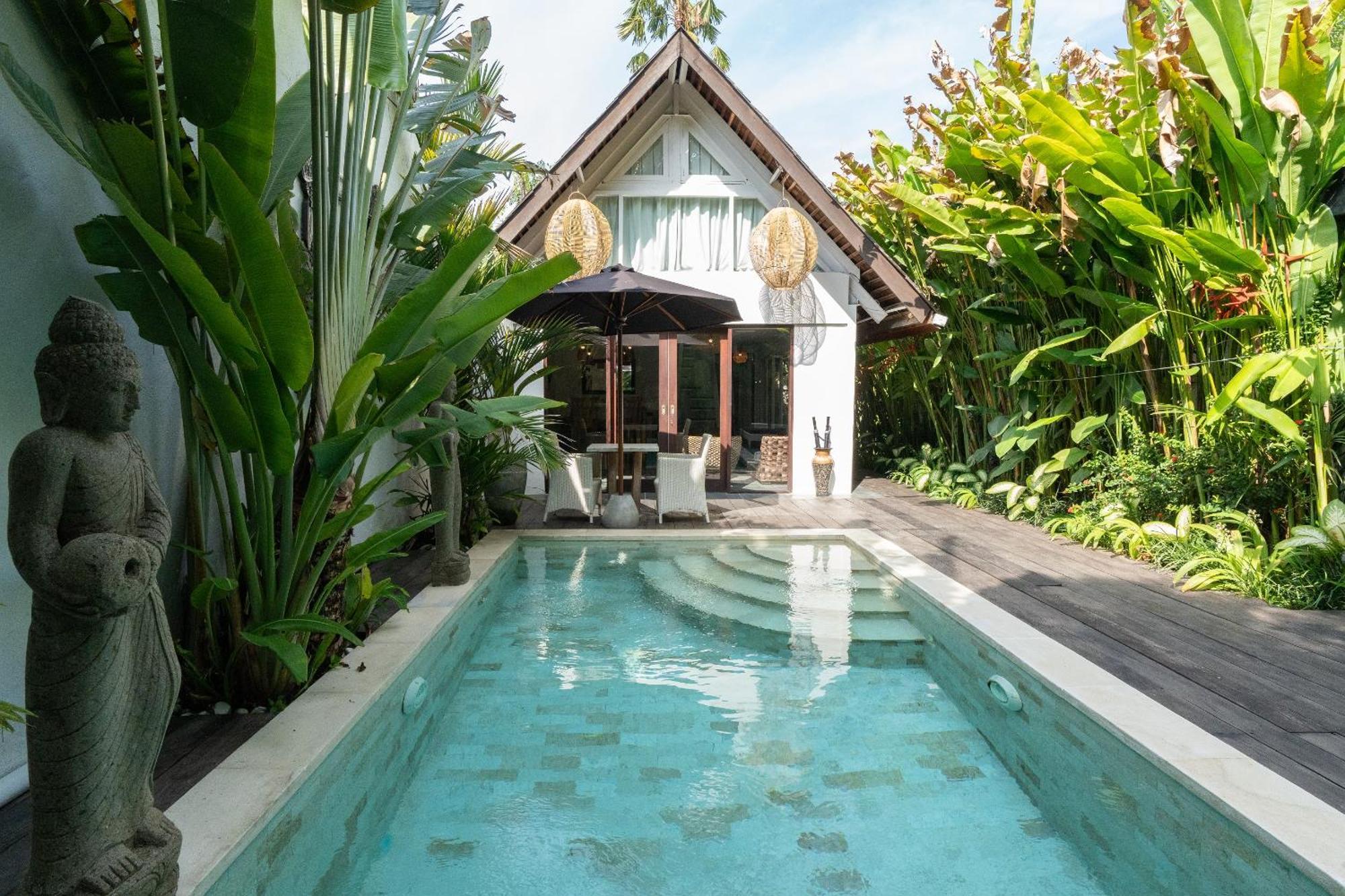 The Gardens Seminyak Hotel ภายนอก รูปภาพ